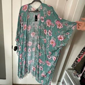 NWT Torrid Sage Green Floral Gauze Kimono